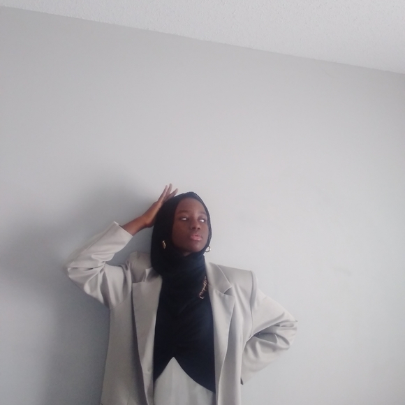 Dress - Picture 9 of 14